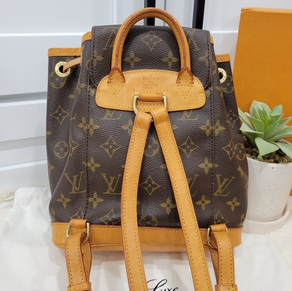 Beautiful ❤Authentic LV Montsouris Mini Backpack Bag Monogram - Picture 3 of 16